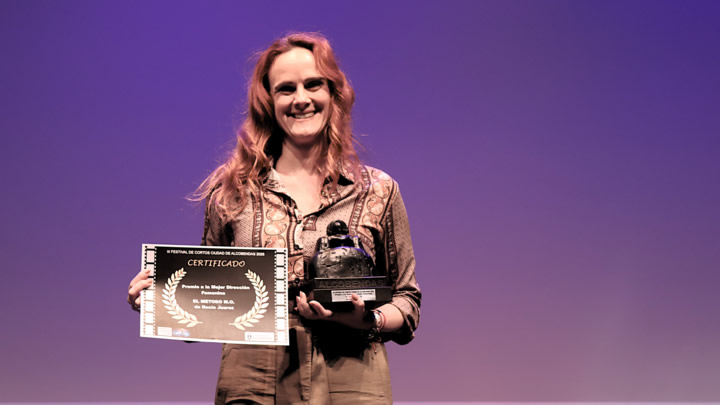 MEJOR DIRECTORA